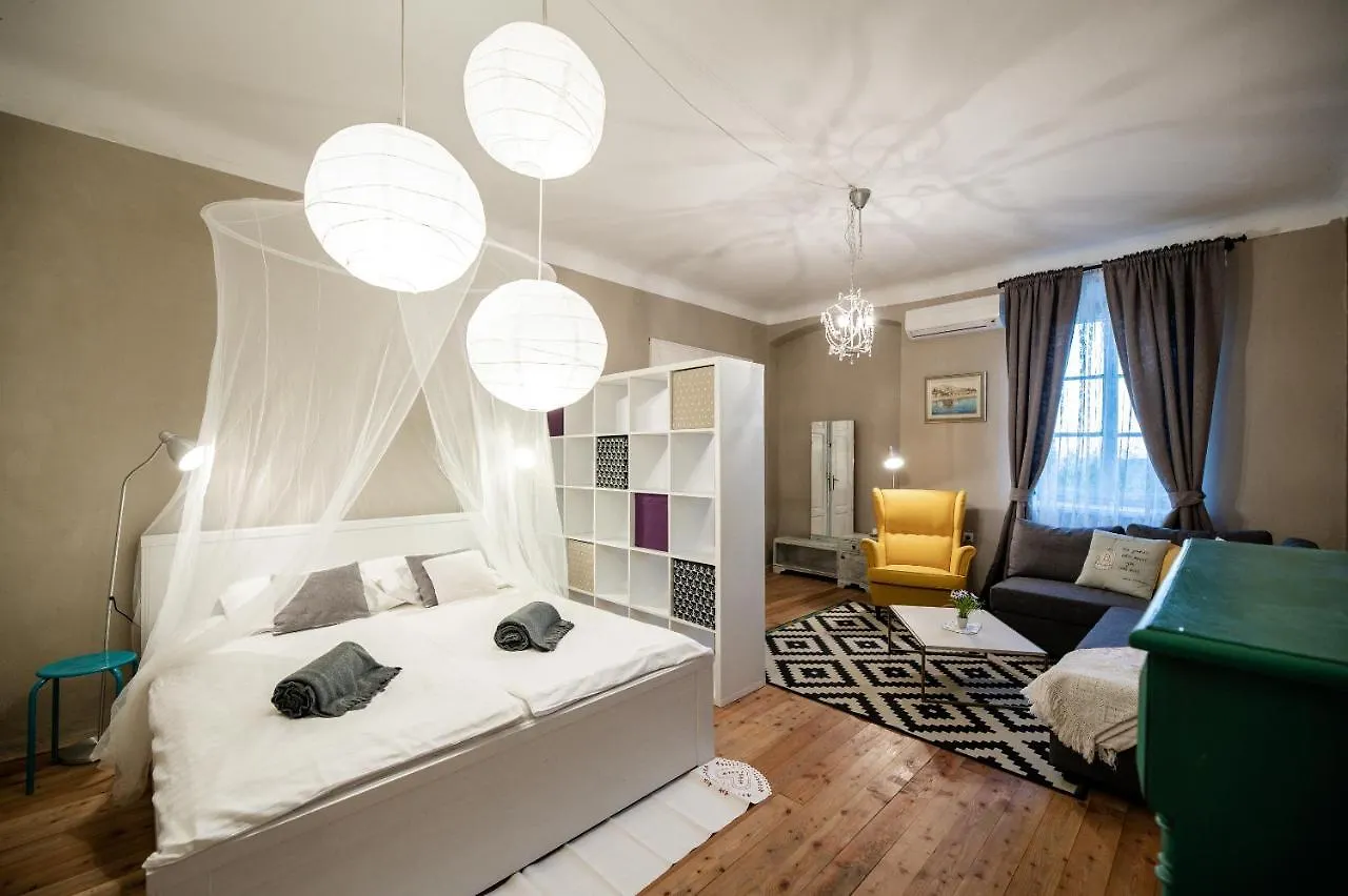 Boutique B&B Mali Pariz Grizane-Belgrad Croatia