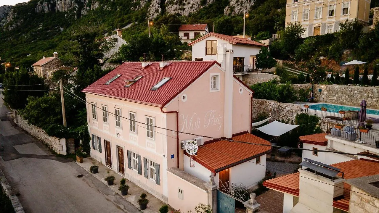 Boutique B&B Mali Pariz Grizane-Belgrad 5*,  Croatia