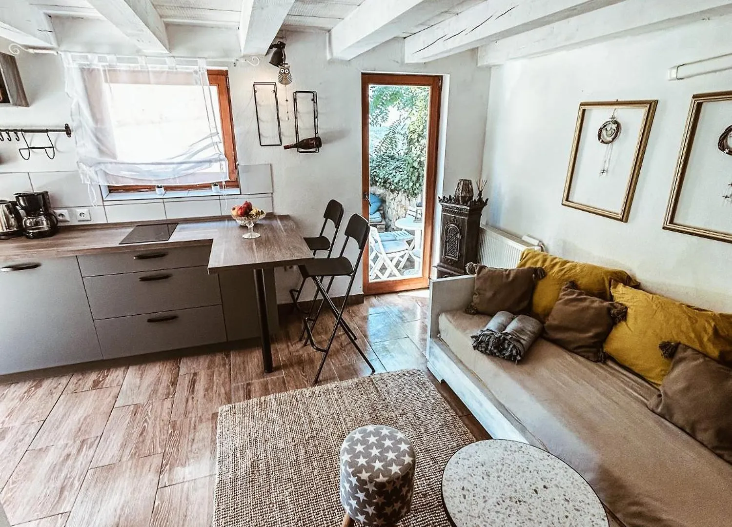 Boutique B&B Mali Pariz Grizane-Belgrad Bed & Breakfast