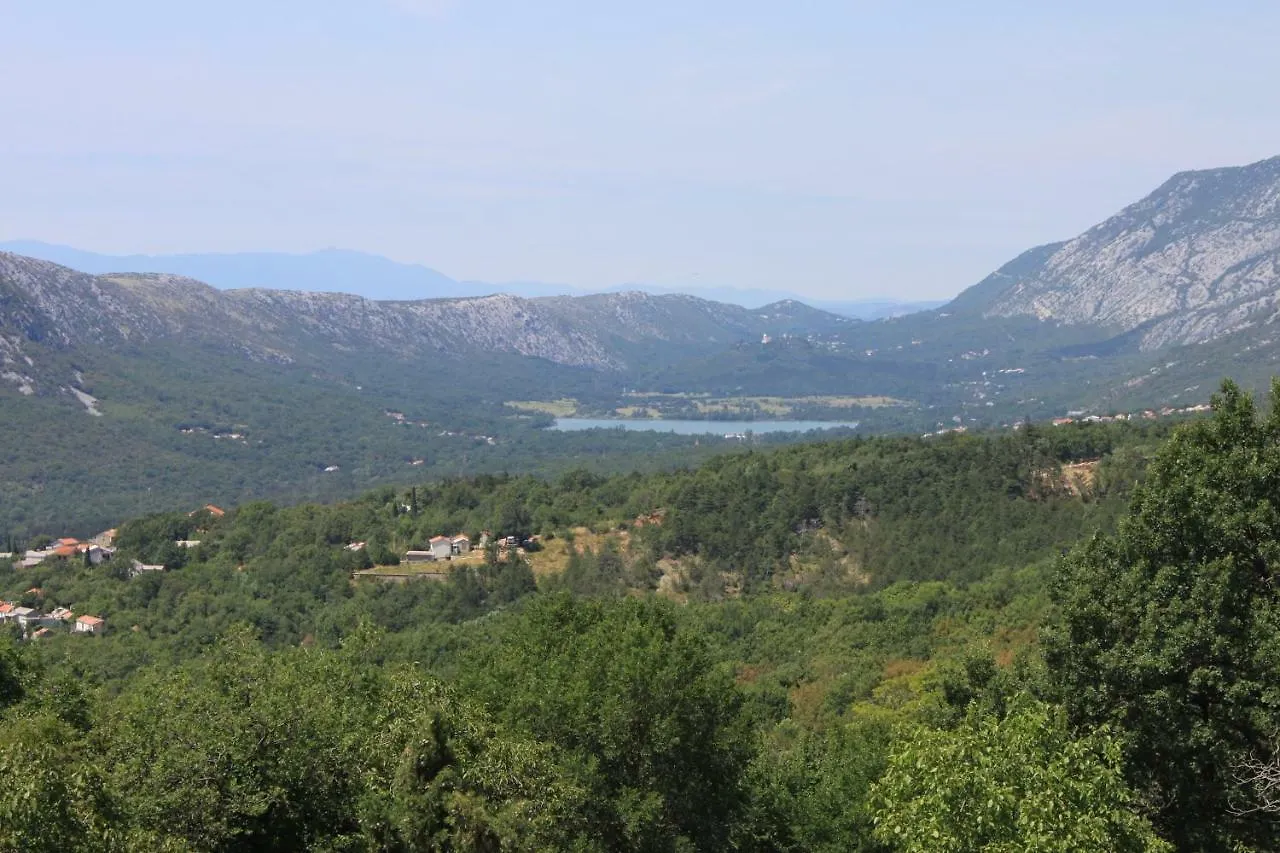 Bed & Breakfast Boutique B&B Mali Pariz Grizane-Belgrad