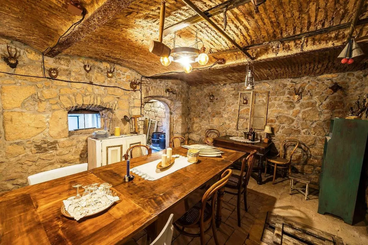 Boutique B&B Mali Pariz Grizane-Belgrad 5*,  Croatia