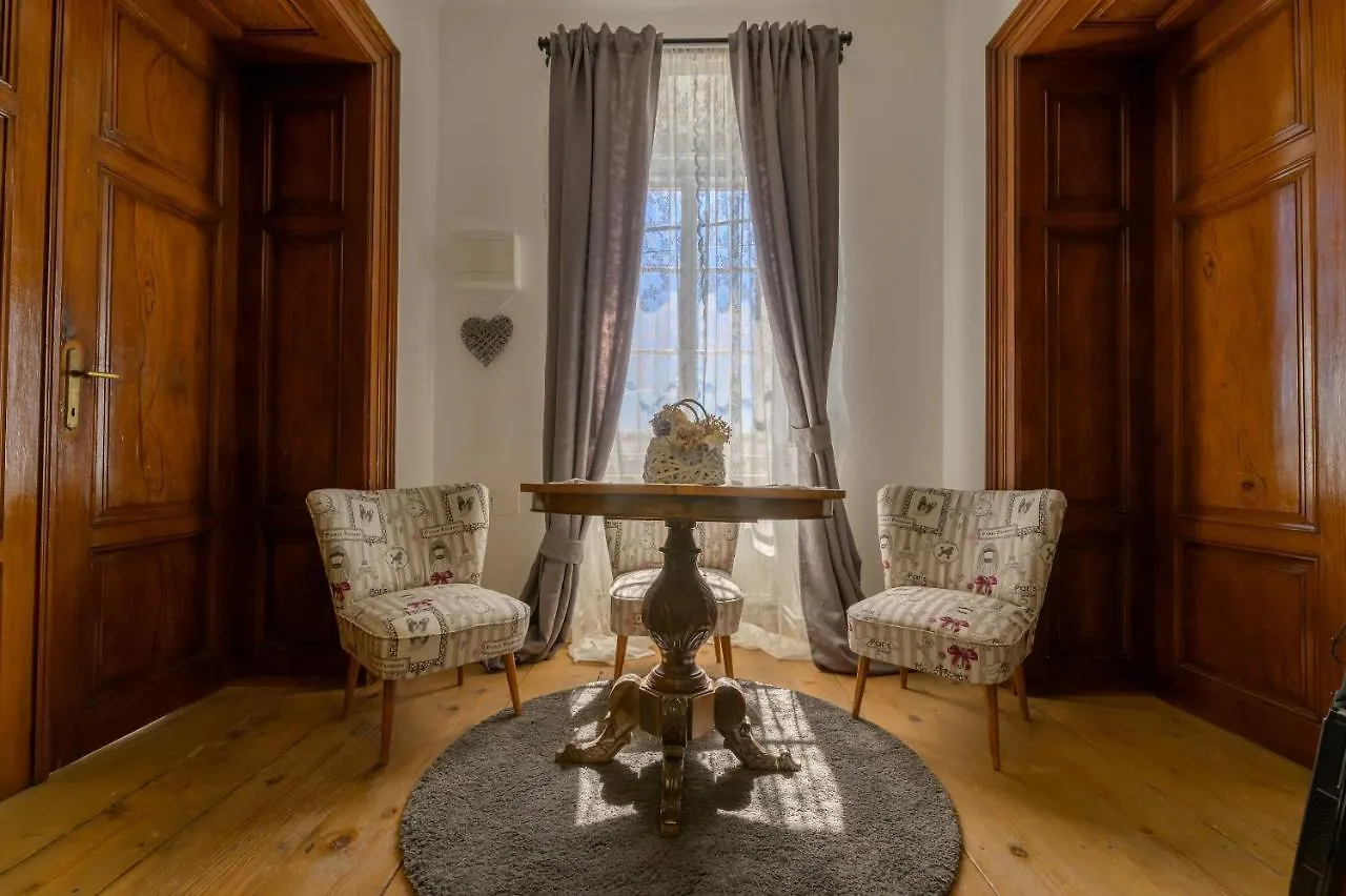Boutique B&B Mali Pariz Grizane-Belgrad Bed & Breakfast