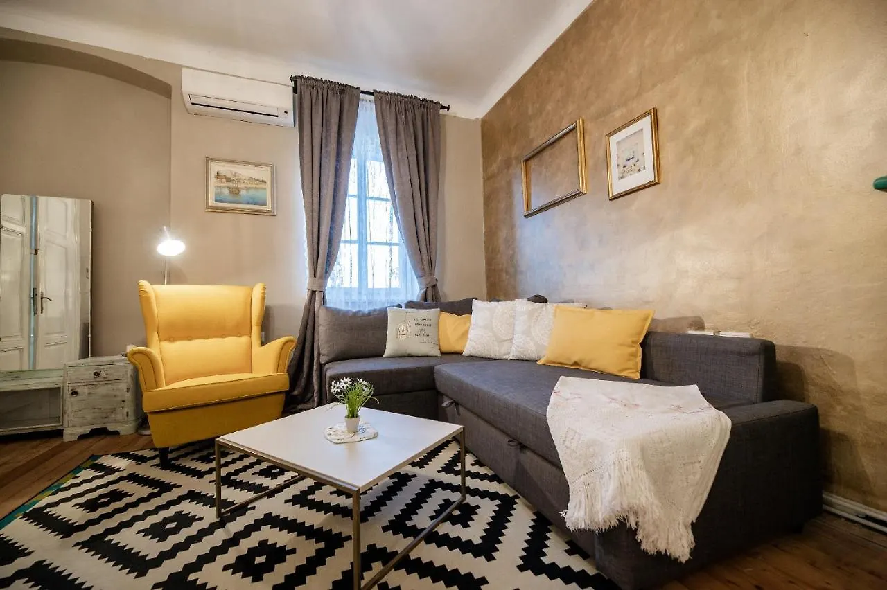 Boutique B&B Mali Pariz Grizane-Belgrad Croatia